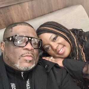 Meet your Posher, Dennis